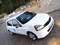 voitures-renault-clio-campus-2012-bye-gouraya-tipaza-algerie