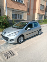 voitures-peugeot-207-2010-bordj-el-kiffan-alger-algerie