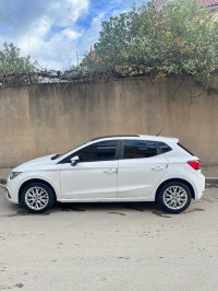 voitures-seat-ibiza-2019-lakhdaria-bouira-algerie