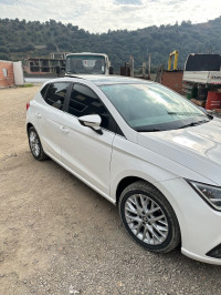 voitures-seat-ibiza-2019-edition-lakhdaria-bouira-algerie