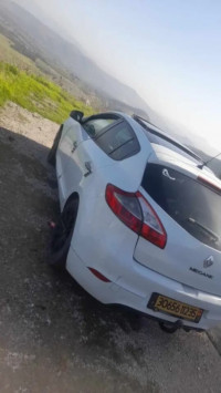 voitures-renault-megane-3-2012-gt-line-boumerdes-algerie