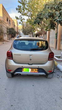 voitures-dacia-sandero-2018-stepway-privilege-ain-taghrout-bordj-bou-arreridj-algerie