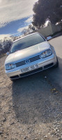 moyenne-berline-volkswagen-golf-4-2002-staoueli-alger-algerie