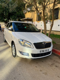 voitures-skoda-fabia-2015-fresh-boumerdes-algerie