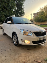 voitures-skoda-fabia-2015-fresh-boumerdes-algerie