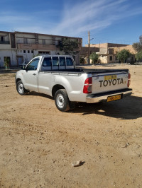 voitures-toyota-hilux-2014-boughezoul-medea-algerie