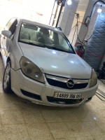 berline-opel-vectra-2008-les-eucalyptus-alger-algerie