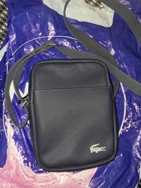 حقائب-اليد-sacoche-lacoste-original-blue-navy-neuf-سطيف-الجزائر