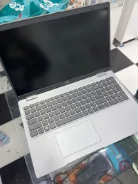PC Portable DEll precision 5560 