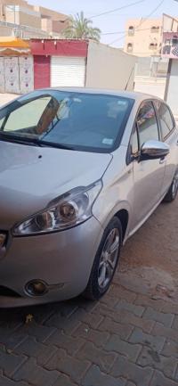 voitures-peugeot-208-2015-style-ouled-djellal-algerie