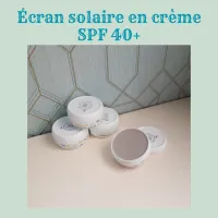 Écran solaire naturel à l'oxyde de zinc 