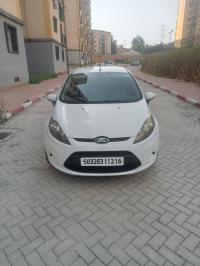سيارات-ford-fiesta-2012-city-الجزائر-وسط