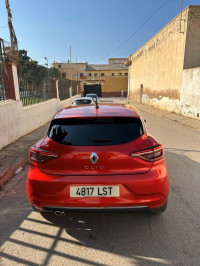 voitures-renault-clio-5-2021-luticia-mostaganem-algerie