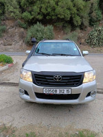 voitures-toyota-hilux-2012-tizi-ouzou-algerie