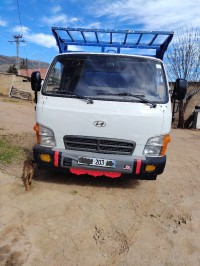 شاحنة-hyundai-hd65-2003-الشيقارة-ميلة-الجزائر