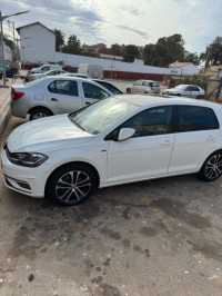 voitures-volkswagen-golf-7-2018-oran-algerie