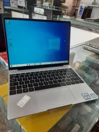 HUAWEI MATEBOOK WRT-WX9 i5 8th/ 8GB DDR4 /512SSD 3K