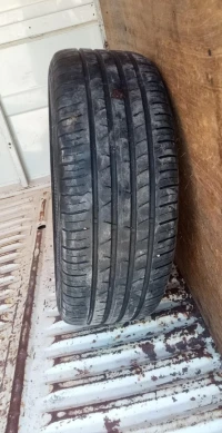 215/55 R16 عجلة جديدة