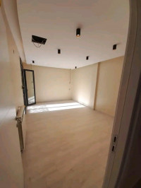 appartement-vente-f4-alger-el-harrach-algerie