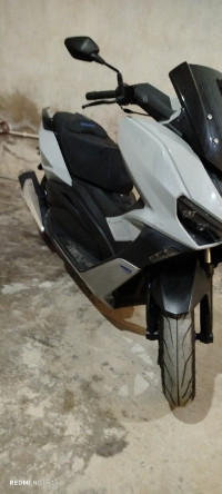 motos-et-scooters-vmax-300-vms-2024-hennaya-tlemcen-algerie