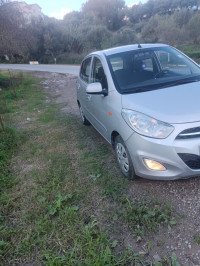 voitures-hyundai-i10-2015-gls-naciria-boumerdes-algerie