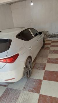 voitures-seat-leon-2021-fr-taher-jijel-algerie