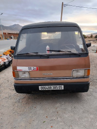 fourgon-mazda-1985-guigba-batna-algerie