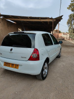 voitures-renault-clio-campus-2011-algerie