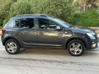 voitures-dacia-sandero-2018-stepway-ain-benian-alger-algerie