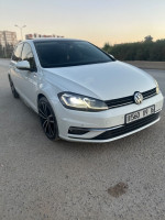 voitures-volkswagen-golf-7-2019-cara-el-harrach-alger-algerie