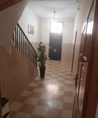 niveau-de-villa-location-f2-alger-birkhadem-algerie