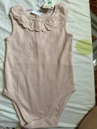 Body neuf avec étiquette 
