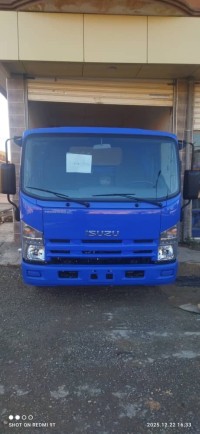 شاحنة-isuzu-npr-2025-البيض-الجزائر