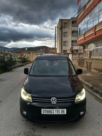 voitures-volkswagen-caddy-2015-bejaia-algerie