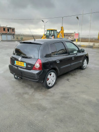 voitures-renault-clio-2-2004-el-hachimia-bouira-algerie