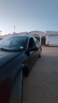 سيارات-renault-laguna-2-2005-expression-الأغواط-الجزائر