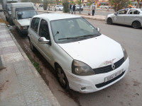 voitures-renault-clio-campus-2012-sidi-bel-abbes-algerie