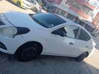 voitures-nissan-sunny-2015-annaba-algerie