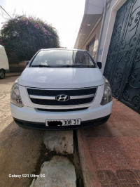 fourgon-hyundai-h1-2008-oran-algerie