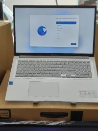 ASUS VIVOBOOK X1704V I3 1315U 8GB 512SSD 17,3"FHD NEUF SOUS EMBALLAGE