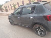 voitures-dacia-sandero-2018-stepway-privilege-relizane-algerie