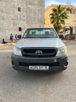 voitures-toyota-hilux-2011-maatka-tizi-ouzou-algerie