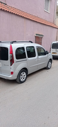 voitures-renault-kangoo-2015-birkhadem-alger-algerie