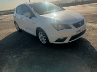 voitures-seat-ibiza-2012-fully-alger-centre-algerie