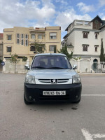 voitures-peugeot-partner-2004-bordj-bou-arreridj-algerie