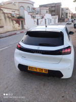 voitures-peugeot-208-2020-active-facelift-taher-jijel-algerie