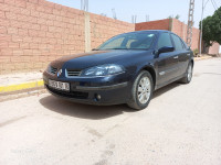 voitures-renault-laguna-2-2001-expression-ouled-benabdelkader-chlef-algerie