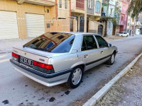 voitures-renault-25-1992-tix-ferdjioua-mila-algerie