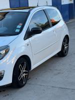 voitures-renault-twingo-2013-les-eucalyptus-alger-algerie