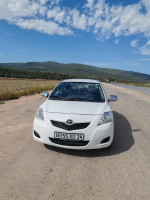 voitures-toyota-yaris-sedan-2012-hammam-nbail-guelma-algerie